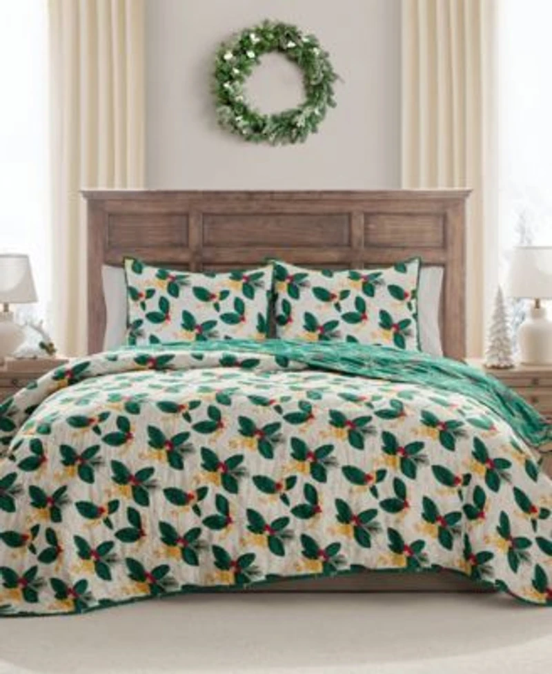 Hallmark Bedding Poinsettia Holiday 3 Pc. Quilt Set