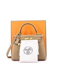 Pre-Owned HERMES Kelly 28 Handbag Light Togo with Gold Hardware