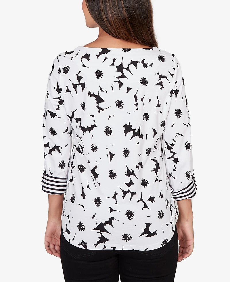 Ruby Rd. Petite Embroidered Daisy Graphic Top