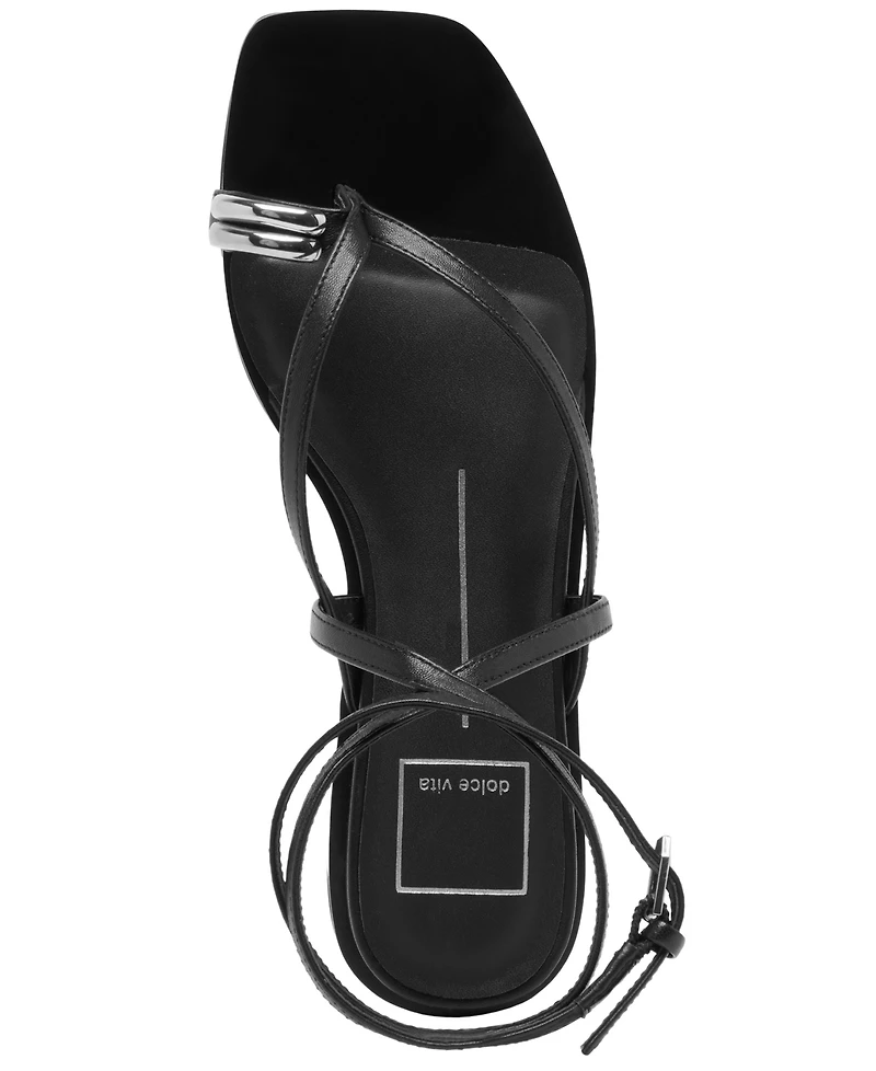 Dolce Vita Women's Tyrice Strappy Flat Sandals
