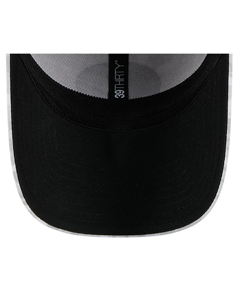 New Era Men's White Pittsburgh Steelers 2025 Salute to Service Digital Camo Fan Pack 39THIRTY Flex Hat