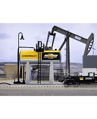 Lionel Chevy Plug-Expand-Play Elevated Tank O Gauge Model Train Accessory