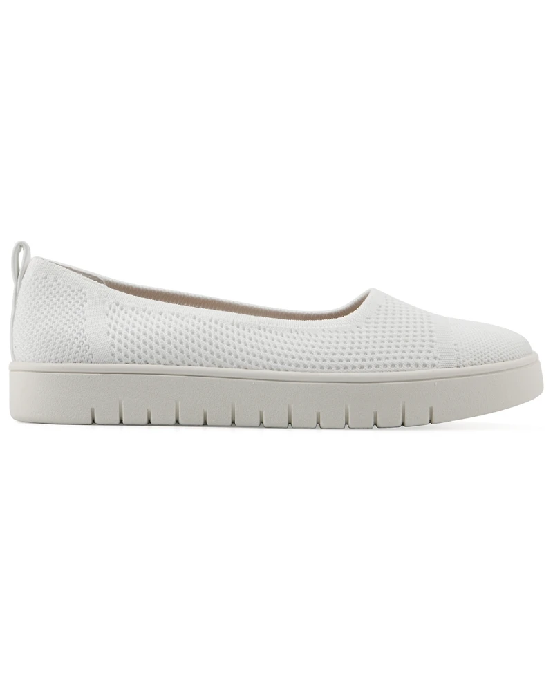 White Mountain Women's Naveen Fom Slip-on Sneaker