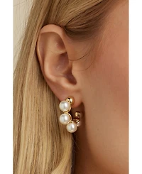 Untamed Petals Women's Cassandra Pearl Hoops.
