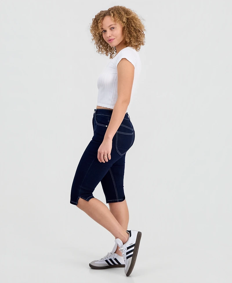 Dollhouse Juniors' Seam Front High-Rise Capri Jeans