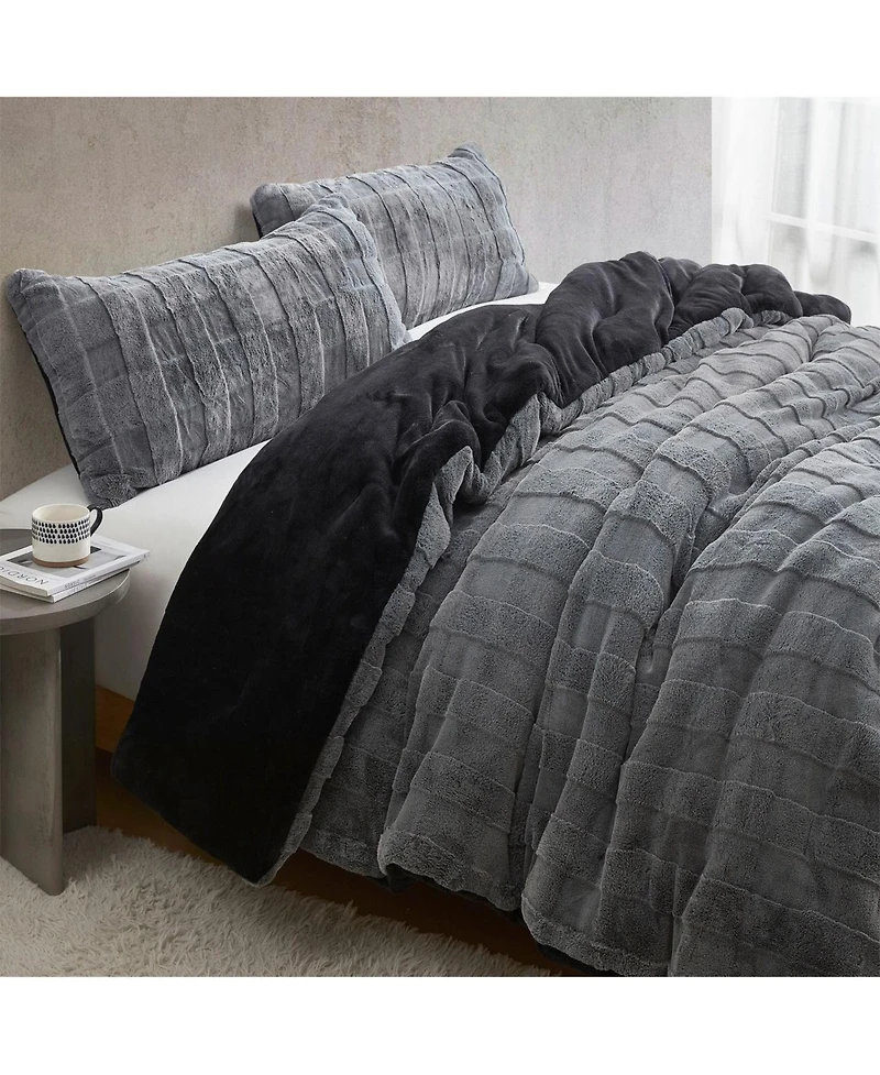 Coma Inducer Chunky Bunny Crossing Oversized Comforter Set