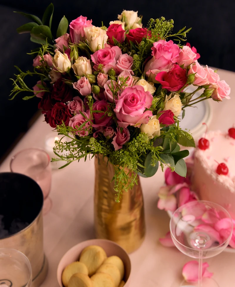 UrbanStems Valentine's Day The Smooch Fresh Flower Bouquet