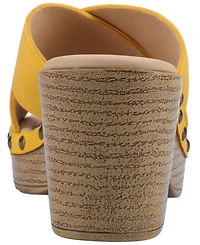 Journee Collection Women's Silvana Casual Wedge Sandals