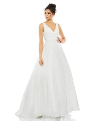 Mac Duggal Women's V-Neck Layered Tulle Chiffon Ball Gown