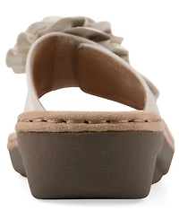 Cliffs by White Mountain Women's Casmyn Slide Sandals