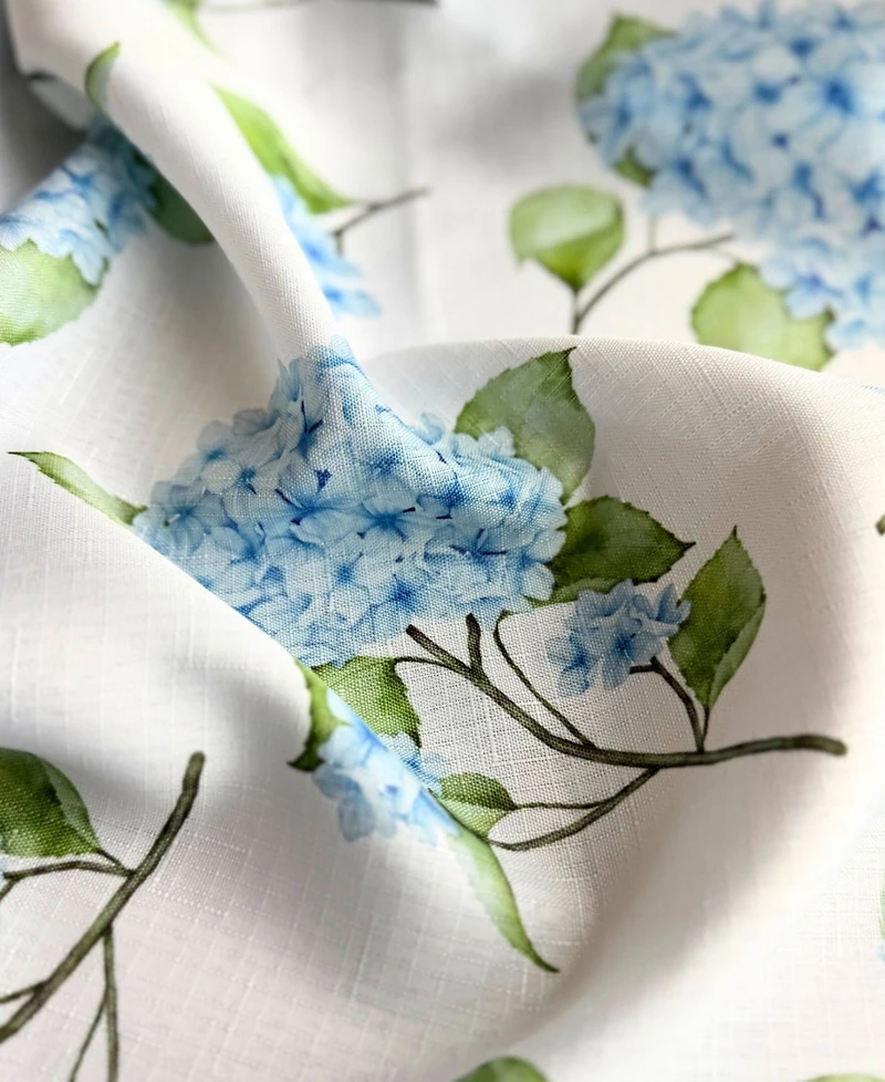Elrene Nantucket Hydrangea Garden Tablecloth