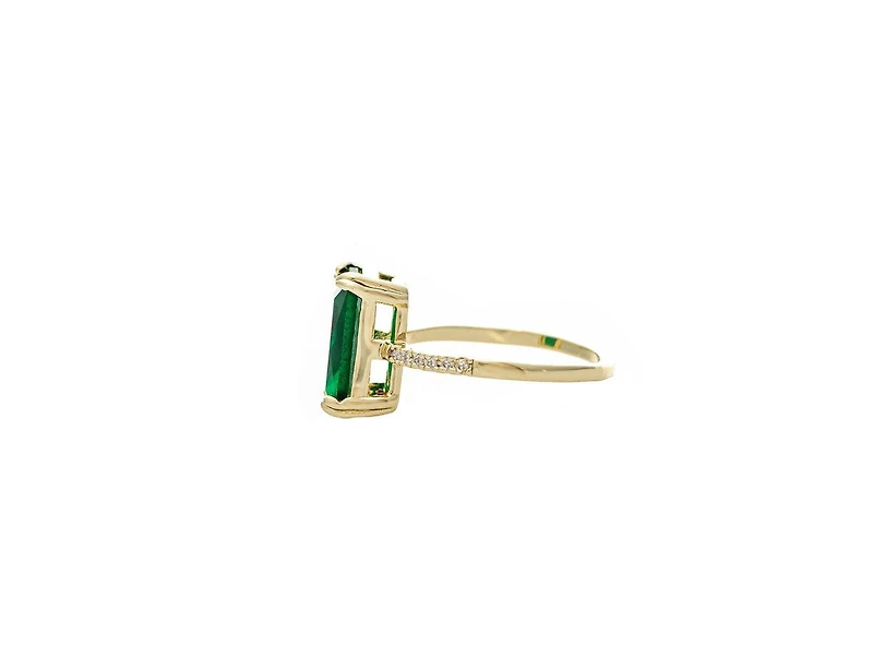 Rivka Friedman Kelly Green Cz Solitaire Ring with Pave Band