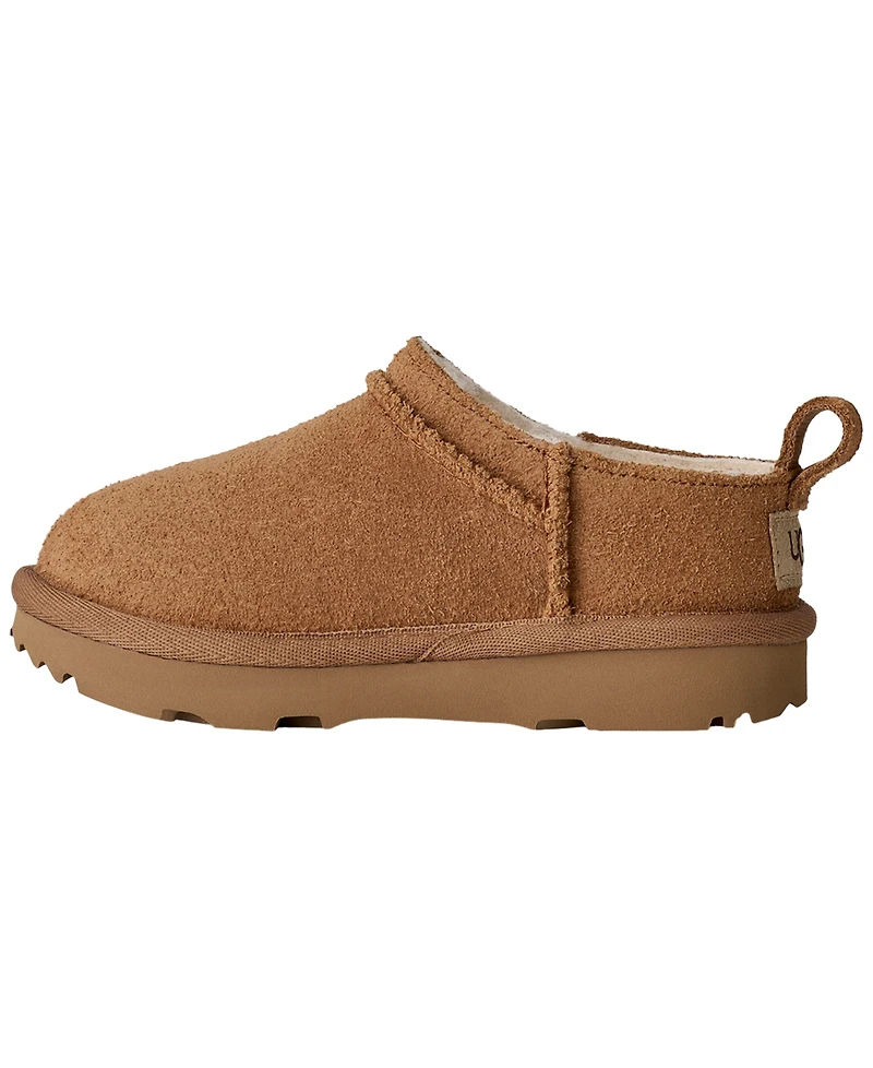 Ugg Women's T-Classic Round Toe Boots