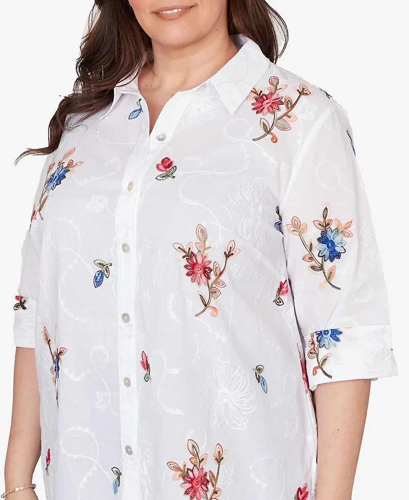 Alfred Dunner Plus The Royal Treatment Embroidered Flower Button front closure Top