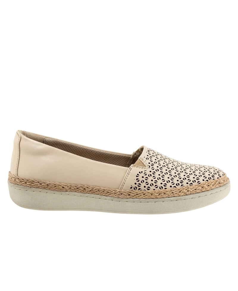 Trotters Accent Perforated Leather Flats