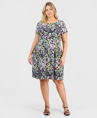 Connected Plus Printed Pintuck Short-Sleeve Dress