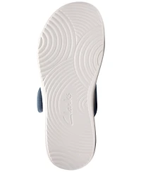 Clarks Women's Solevana Star Round Toe Sandals