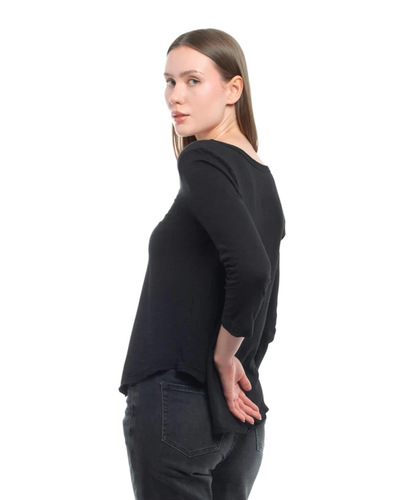 Wilt Clothing Women's 3/4 Sleeve V-Neck Shirttail Tee