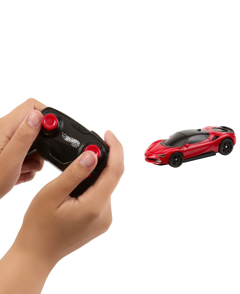 Hot Wheels Remote Control 1:64 Ferrari SF90 Stradale Assetto Fiorano Battery-Powered Remote Control Car
