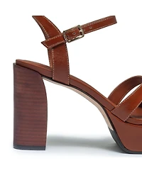 Bernardo Footwear Women's Vittor Platform Sandal