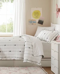 Intelligent Design Liv Microfiber Down-Alternative 2-Pc. Quilt Set, Twin/Twin Xl