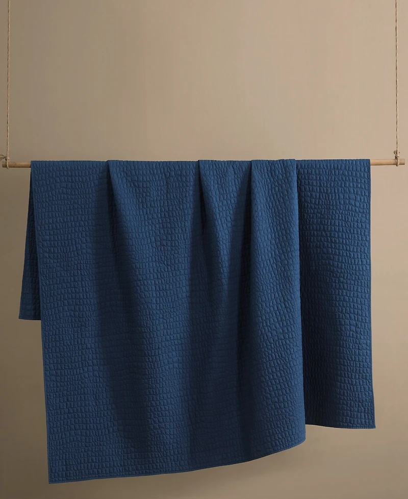 Lacoste Home Croc Scale Cotton 3-Pc. Quilt Set, King