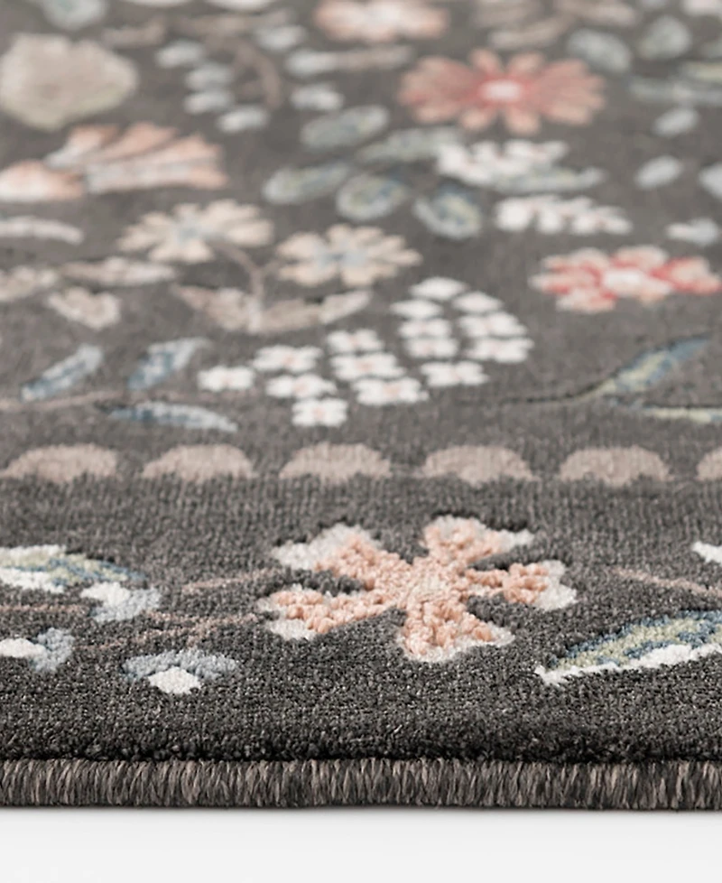 Erin & Ben Co. Rooted Laura 5'3X7'7"Area Rug