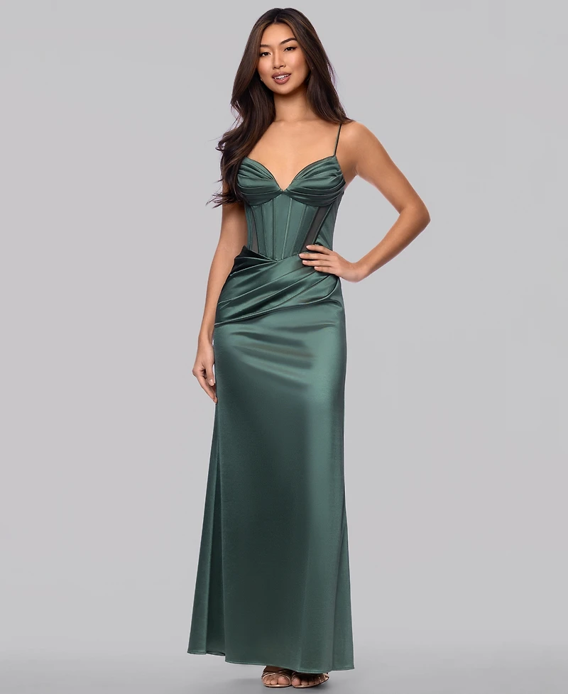 Blondie Nites Juniors' Sweetheart Neck Gown