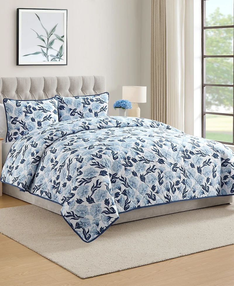 Vcny Home Whisper Floral 3-Pc. Quilt Set