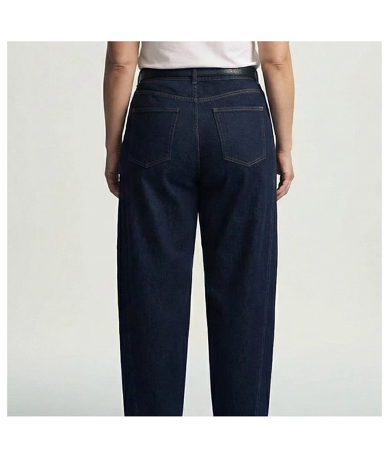 Universal Standard Women's Dakota Twisted Leg Jeans