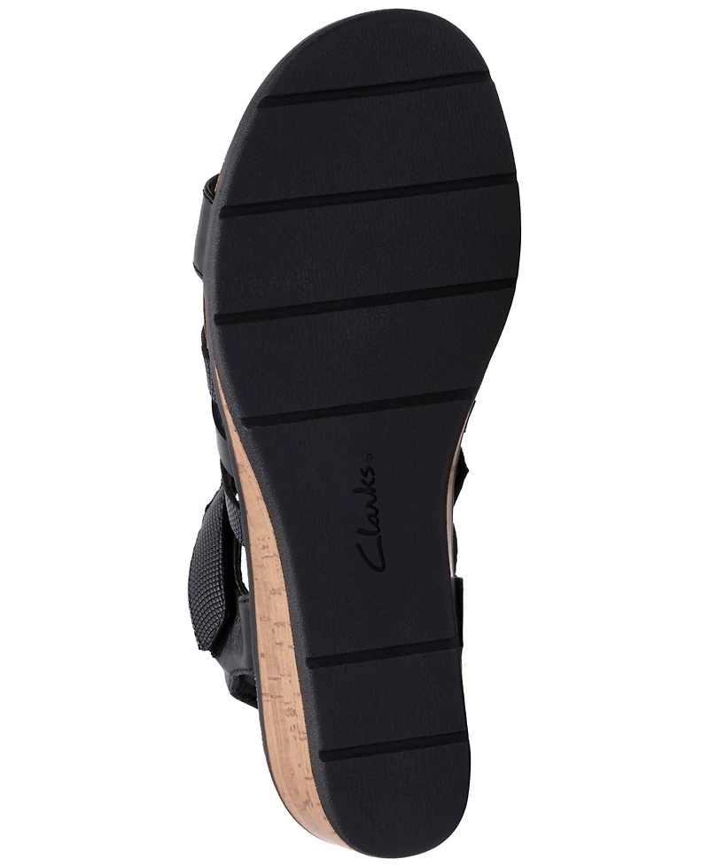 Clarks Women's Kacha Step Round Toe Sandals