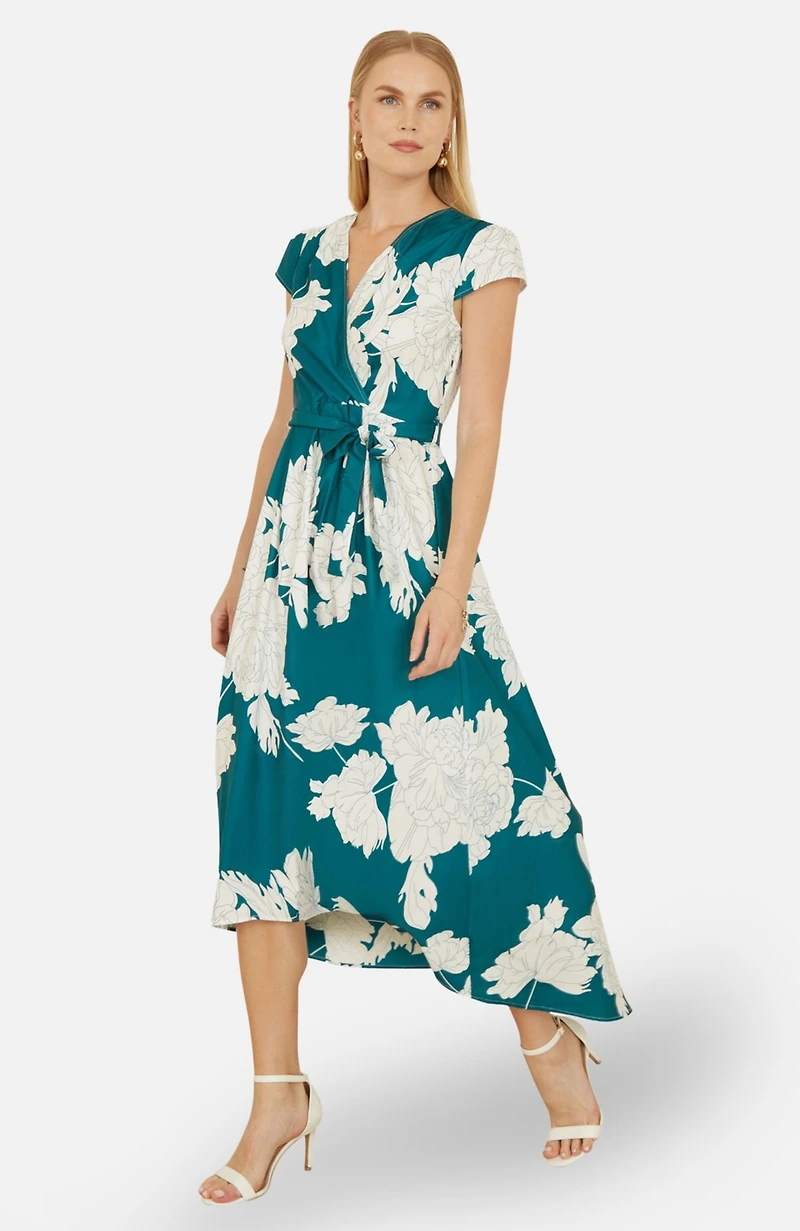 Yumi Women's Blossom Print Dipped Hem Wrap Midi Dress