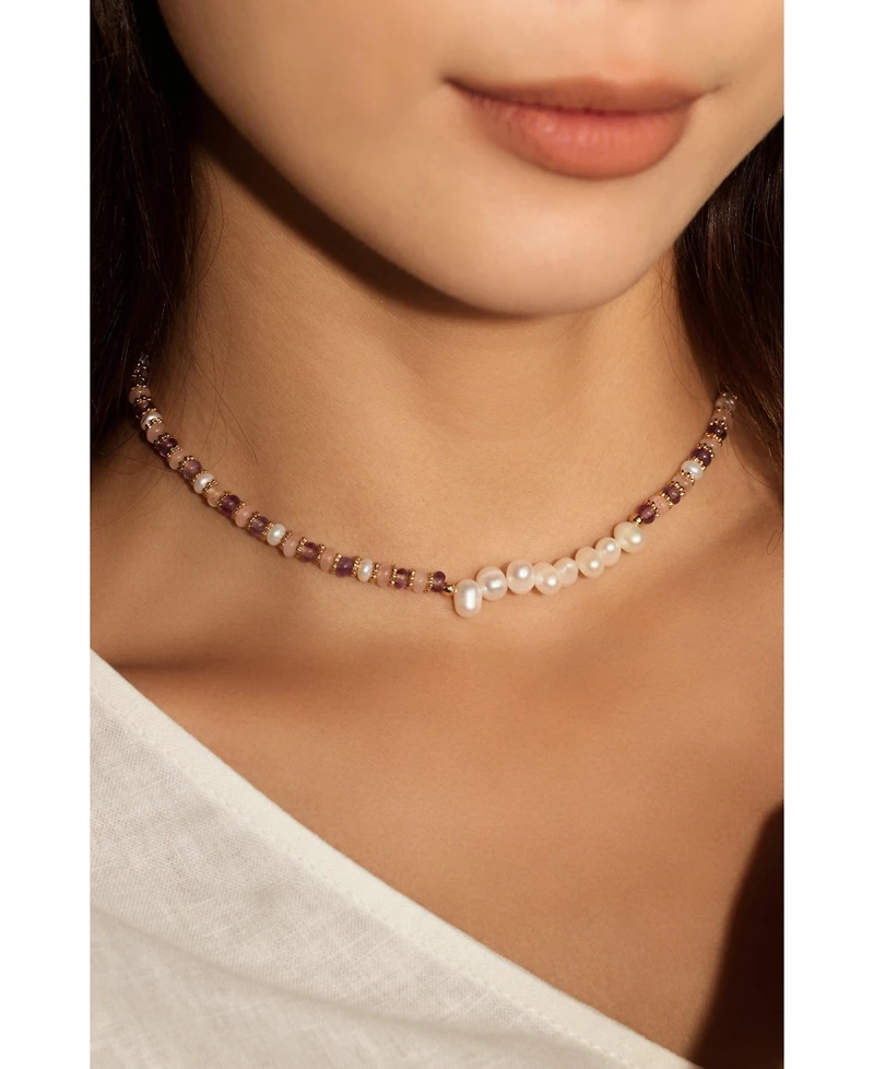 Retro Chic Pearl Necklace