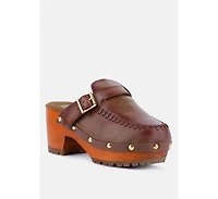 Choctav Womens Handcrafted Leather Clogs