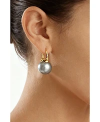 Retro Chic Pearl Earrings