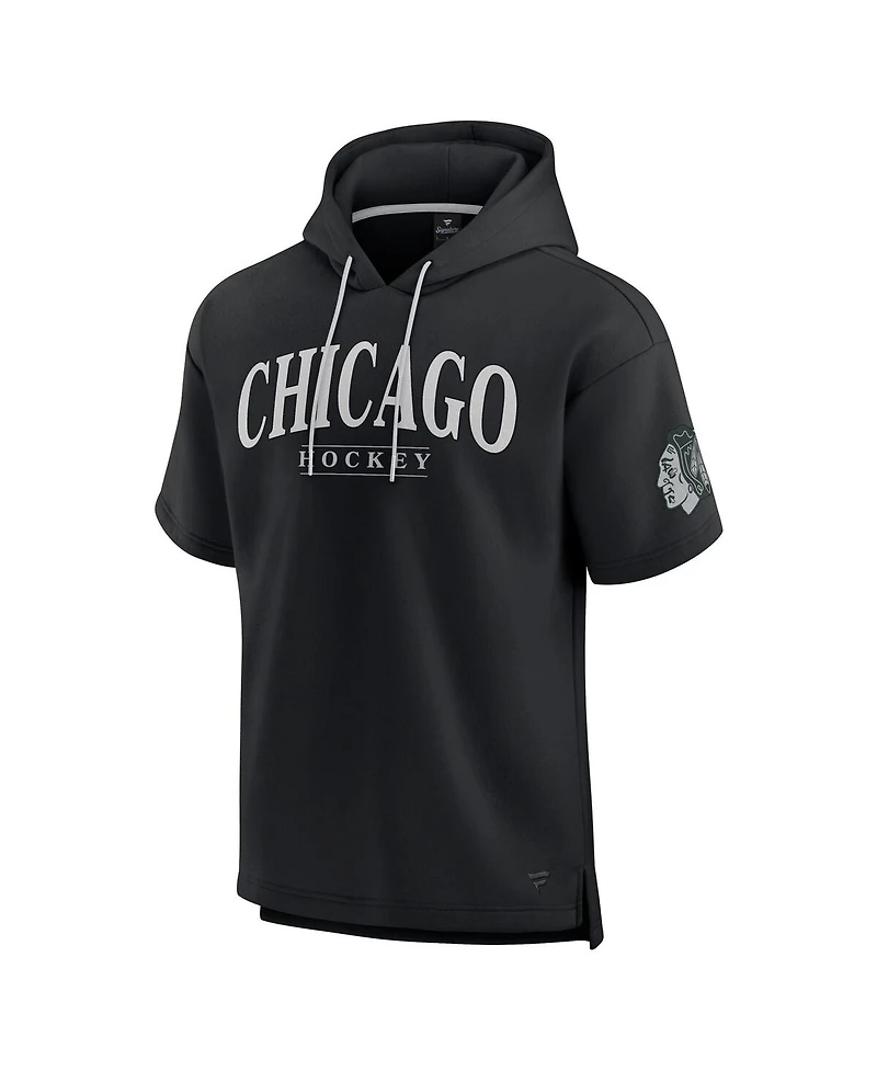 Fanatics Men's Black Chicago Blackhawks Elements Ready Short Sleeve Pullover Hoodie