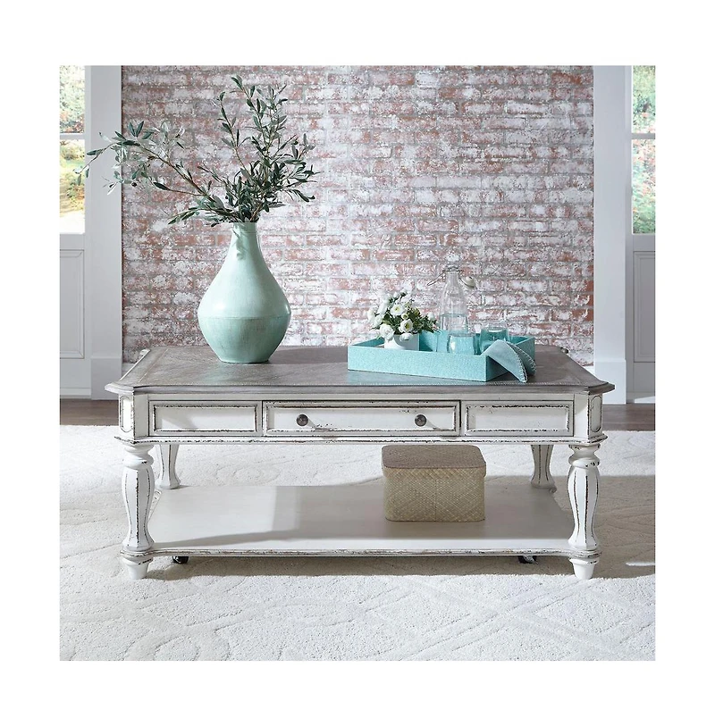 Liberty Furniture Industries, Inc Magnolia Manor Rectangular Cocktail Table