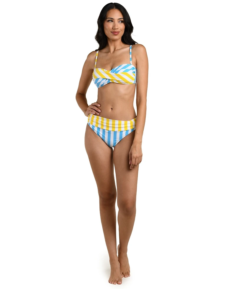 La Blanca Women's Coastal Club House Twist Front Bikini Top