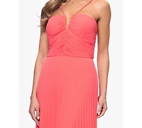 Xscape Women's V-Neck Pleated Sleeveless Gown