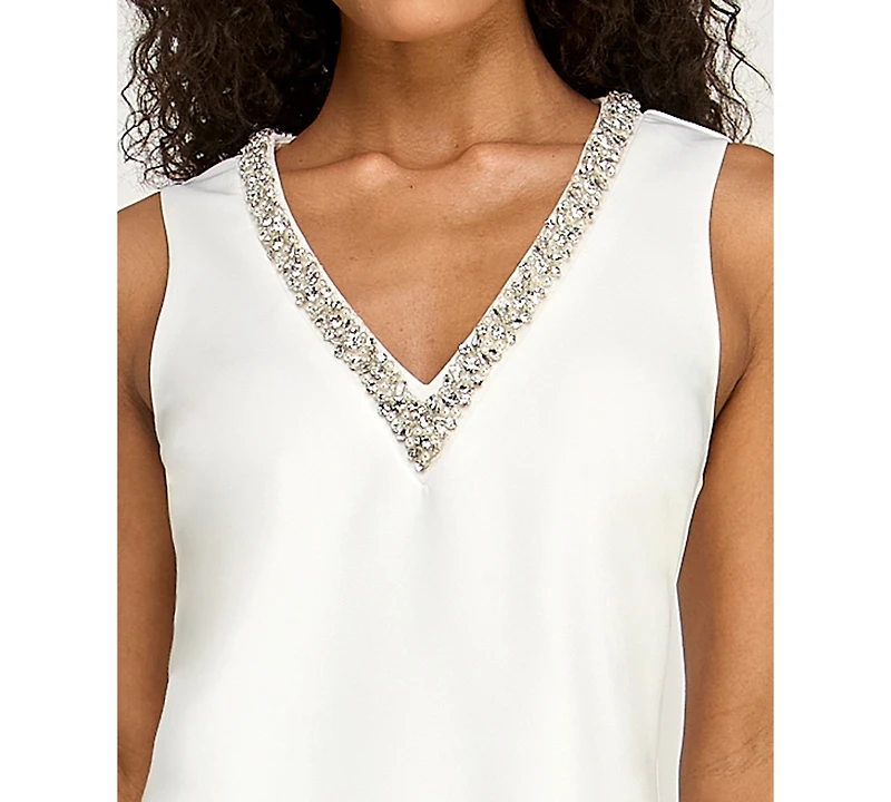 Seni & Cade Juniors' Embellished V-Neck Sleeveless Dress