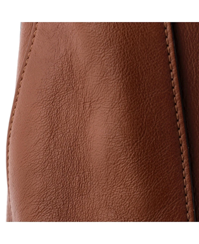 Pre-Owned Chloe Medium Faye Day Bag Leather