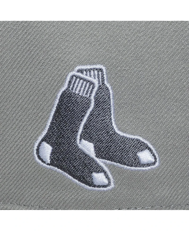 Mitchell & Ness Men's Gray Boston Red Sox Thunderstorm Head Coach Pro-Crown Adjustable Hat