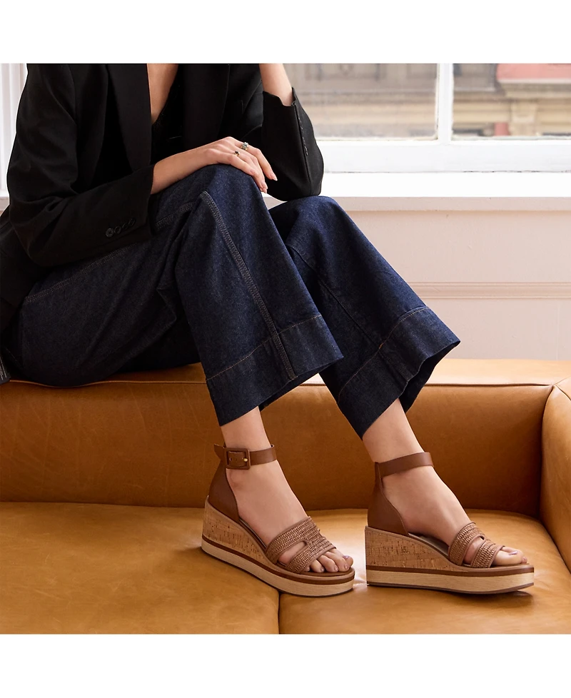 Franco Sarto Women's Madaya Round Toe Strappy Sandals