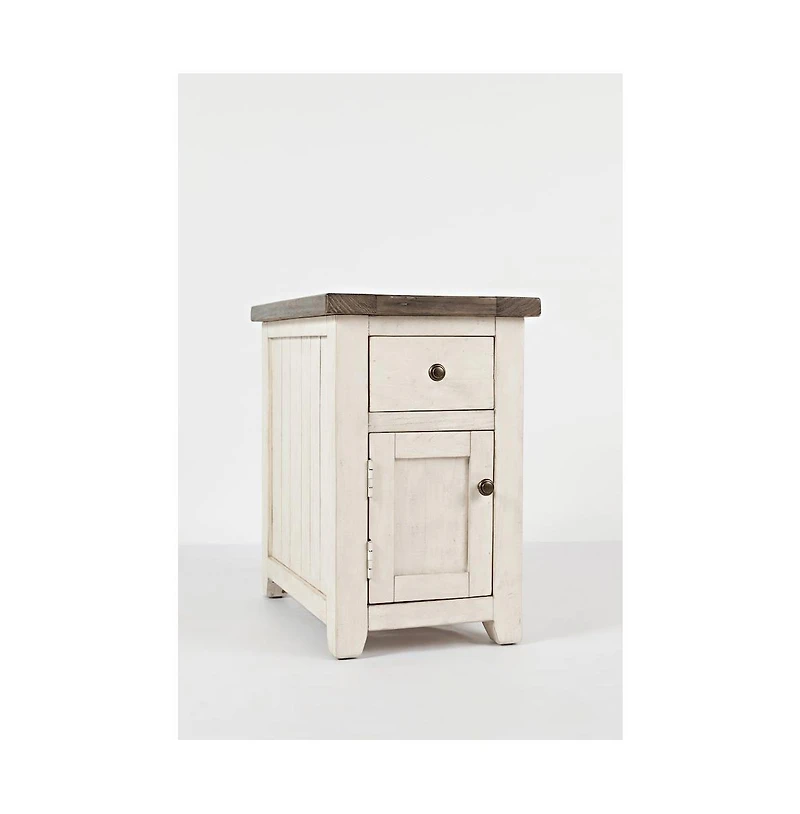 Jofran Madison County Rustic Pine Farmhouse Chairside Table