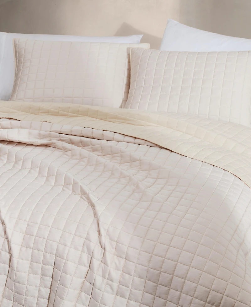 Calvin Klein Signature Solid 3-Pc. Quilt Set
