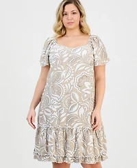 Robbie Bee Plus Printed Tiered Shift Dress
