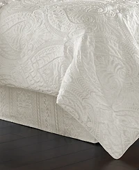 J Queen New York Bianco 4-Pc. Comforter Set