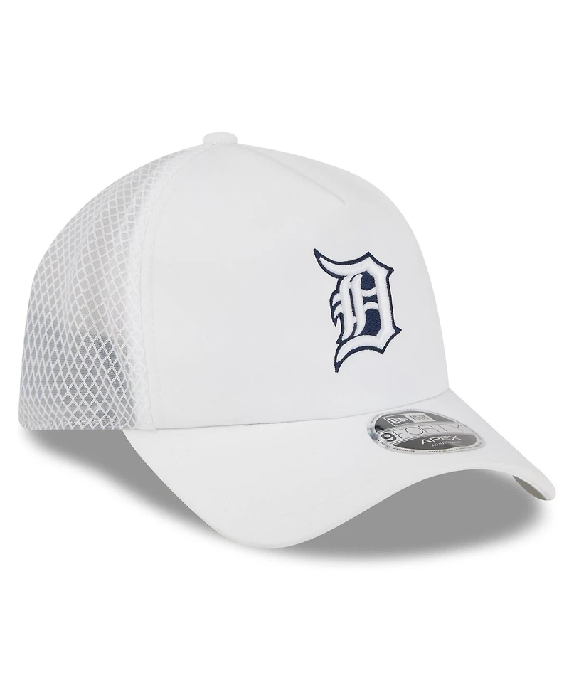 New Era Men's White Detroit Tigers 2026 Batting Practice Apex 9FORTY Adjustable Trucker Hat