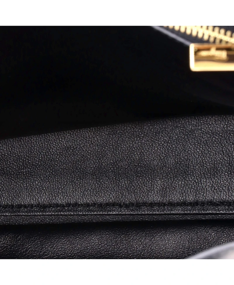 Pre-Owned Salvatore Ferragamo Medium Gancio Lock Tote Leather