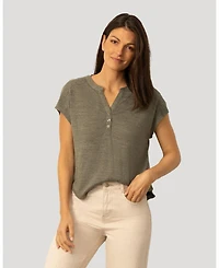 Cable & Gauge Women's Embroidered Henley Crinkle Tee